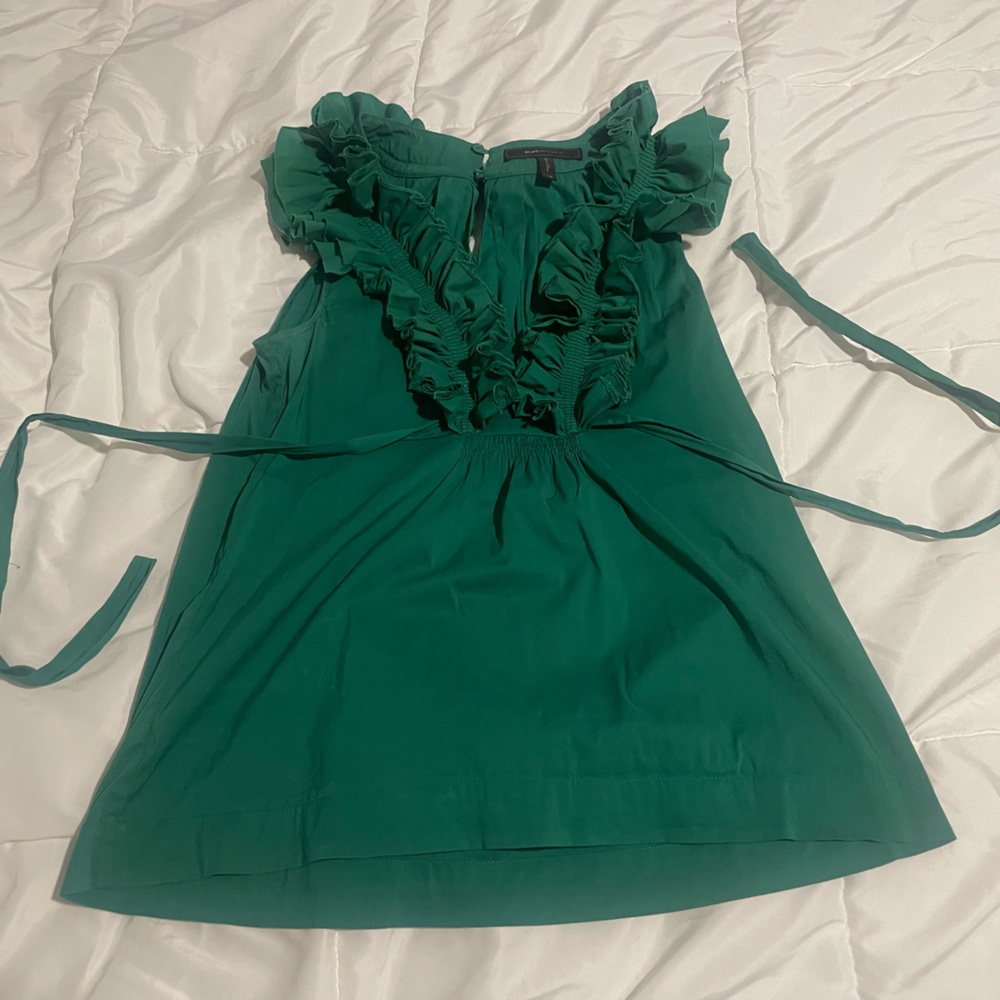 Beautiful v-cut ruffle top from BCBG